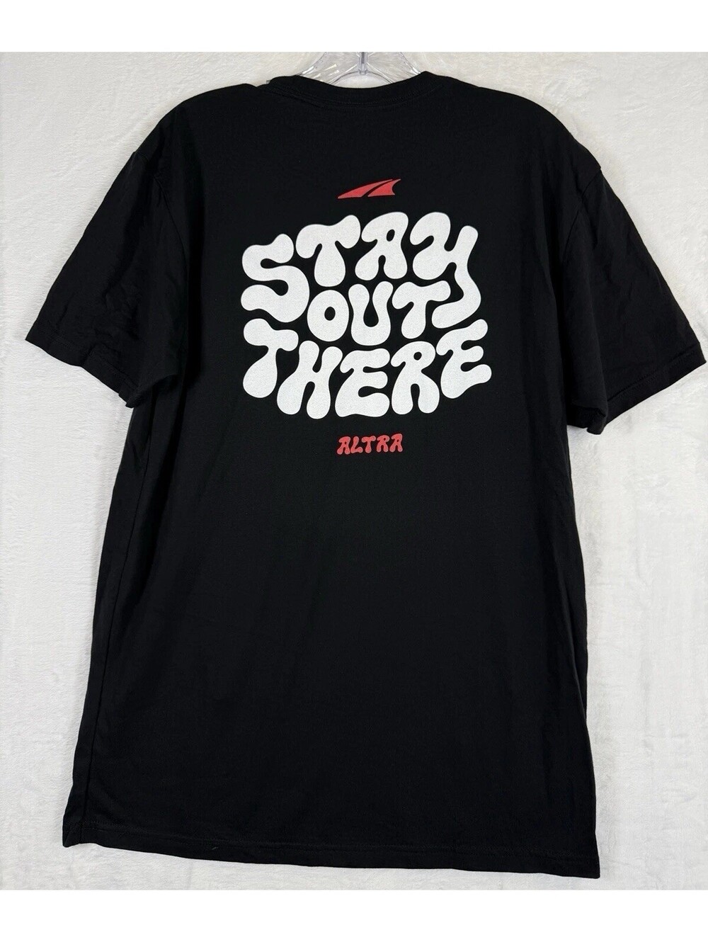Altra Running T Shirt Mens Large Black Short Sleeve Stay Out There Crew Neck Tee